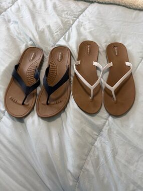 Okabashi Breeze Pair of Brown Footbed Flip Flops with Black and White Straps  10